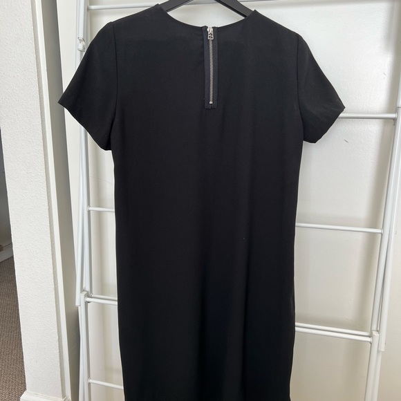 Madewell black T-shirt dress with leather pocket - Picture 3 of 6